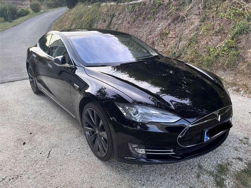 Schwarz Gebraucht 2014 Tesla Model S Kleinwagen | € 16.930 (Guter Preis) - Bild 1/4