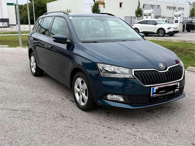 Blau Gebraucht 2020 Skoda Fabia Kleinwagen | € 11.900 (Teuer) - Bild 1/4