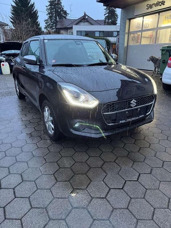 Gebraucht Suzuki Swift 90 PS (66 kW) 2019 Limousine