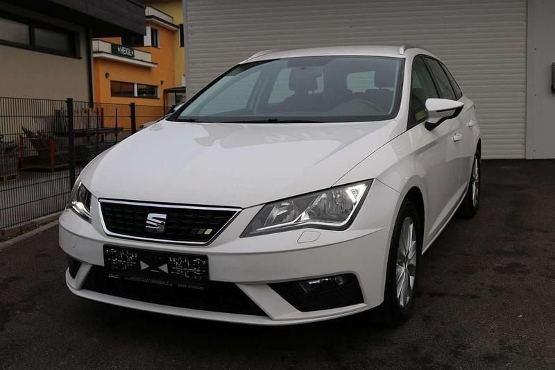 Weiß Gebraucht 2019 Seat Leon ST Style Kombi | € 10.990 (Superpreis) - Bild 1/4