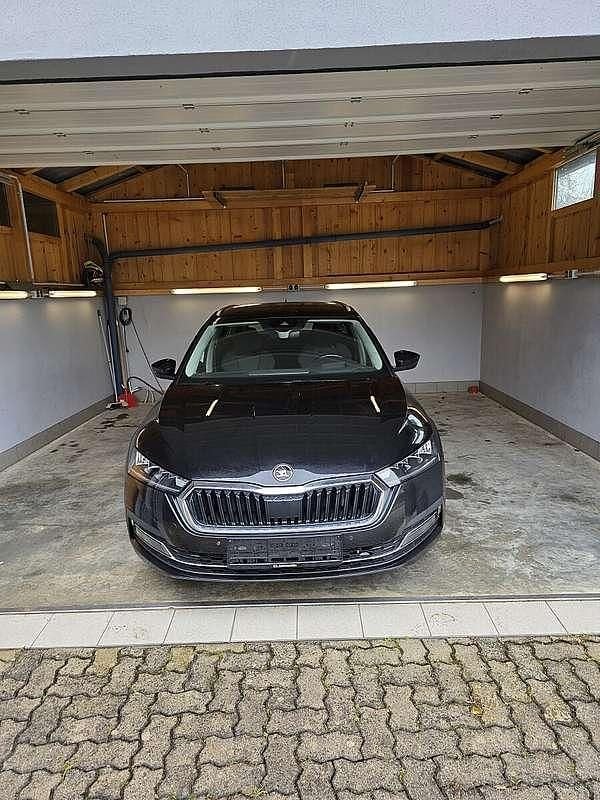 Gebraucht Skoda Octavia Style 116 PS (85 kW) 2021 Schwarz Limousine