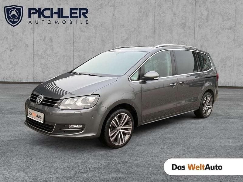 Dunkelgrau metallic Gebraucht 2016 VW Sharan Highline Van / Kleinbus | € 16.990 (Fairer Preis) - Bild 1/4