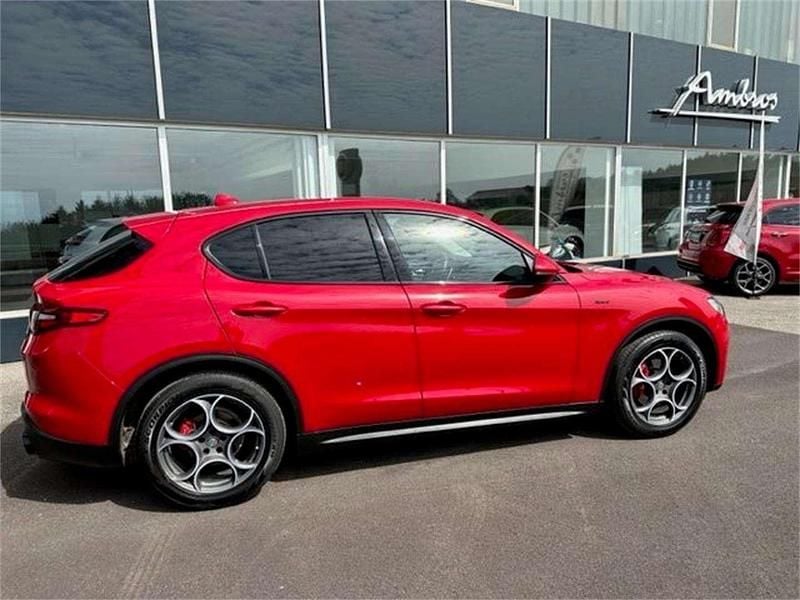 Gebraucht Alfa Romeo Stelvio Sprint 190 PS (139 kW) 2020 Rot rot  metallic SUV