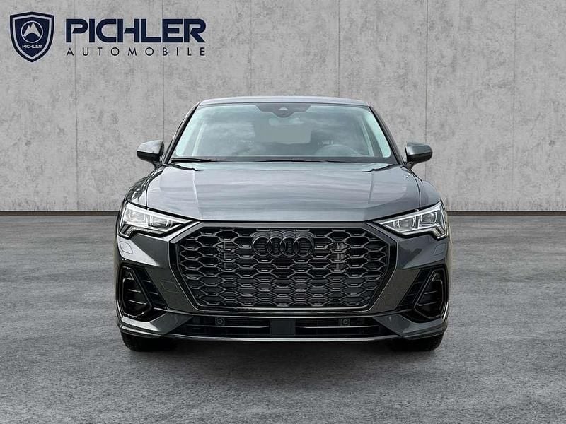 Gebraucht Audi e-tron S-Line 150 PS (110 kW) 2024 Grau SUV