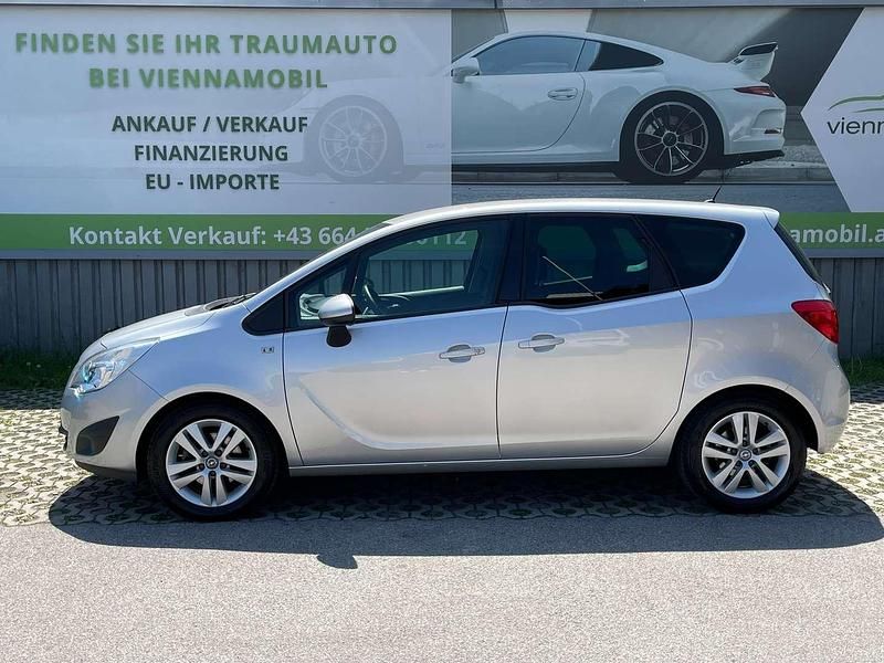 Gebraucht Opel Meriva Edition 101 PS (74 kW) 2011 Grau Van / Kleinbus