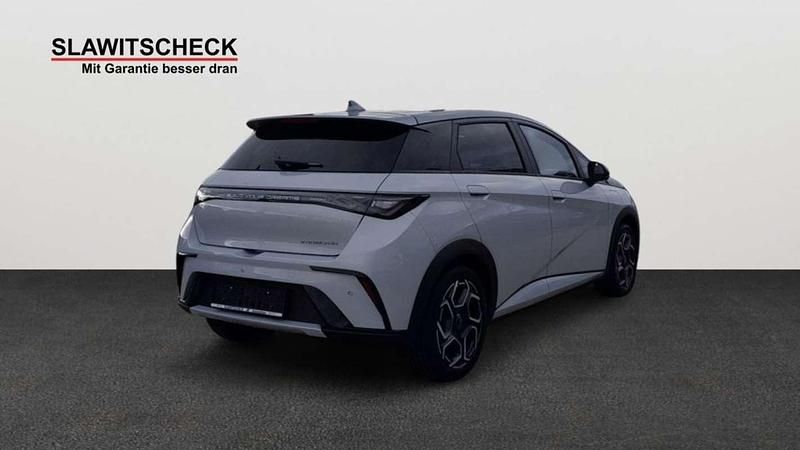 Gebraucht BYD Dolphin Design 150 kW (204 PS) 2024 Weiß Kleinwagen