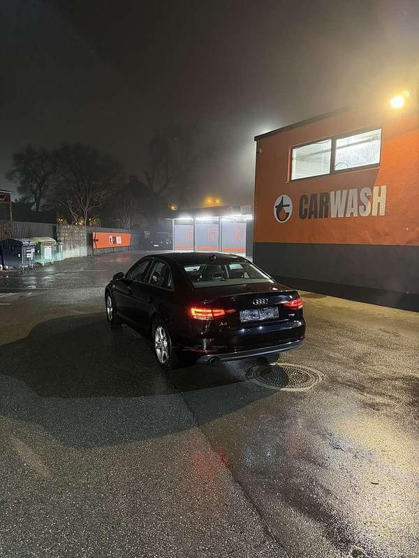 Gebraucht Audi A4 150 PS (110 kW) 2017 Limousine