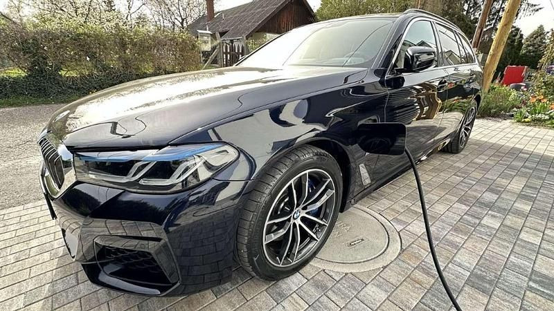 Gebraucht 2021 BMW 530e M Sport Kombi | € 36.500 (Etwas zu teuer) - Bild 1/4