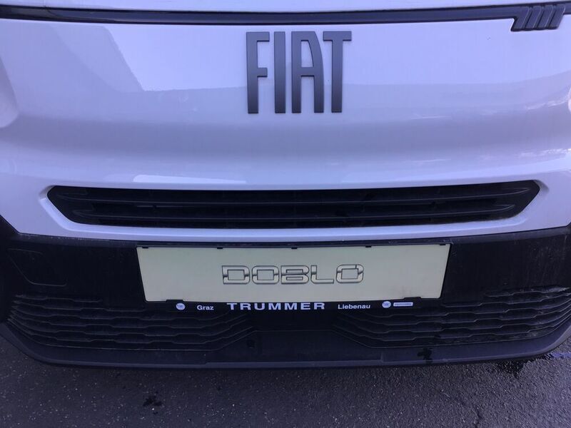 Neu Fiat Doblò 102 PS (75 kW) 2025 Van / Kleinbus