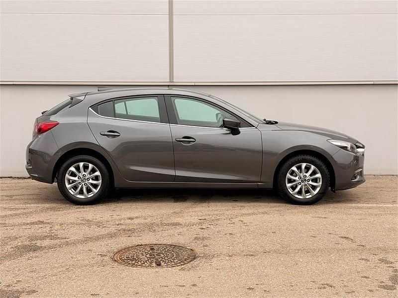 Gebraucht Mazda 3 Inclusive 101 PS (74 kW) 2018 Machine grau Limousine