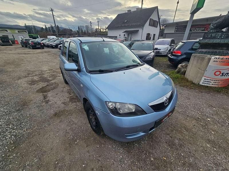 Gebraucht Mazda 2 75 PS (55 kW) 2005 Blau Limousine