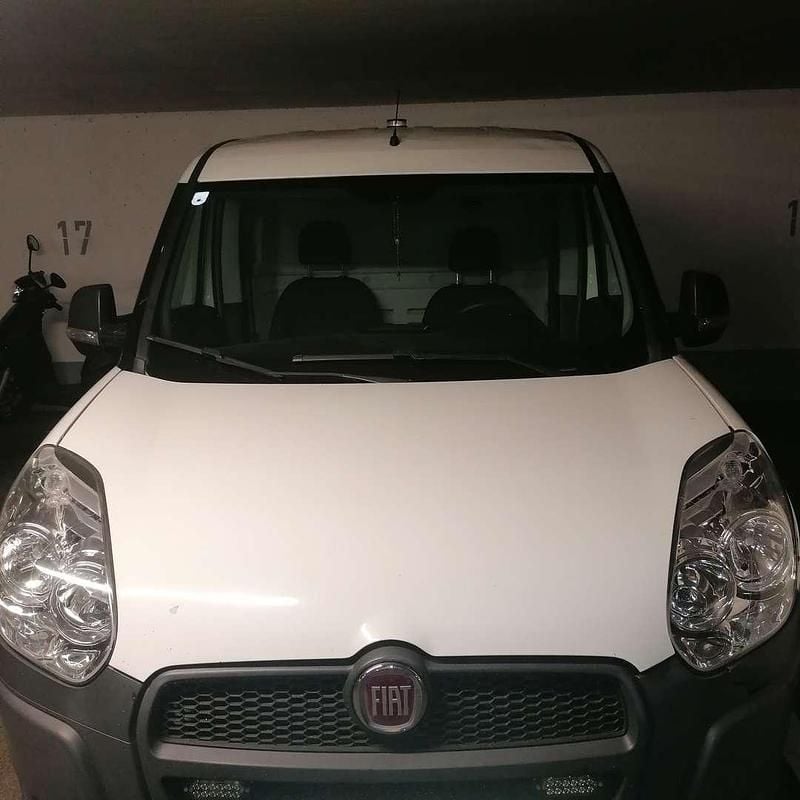 Gebraucht Fiat Doblò 105 PS (77 kW) 2012 Weiß Van / Kleinbus