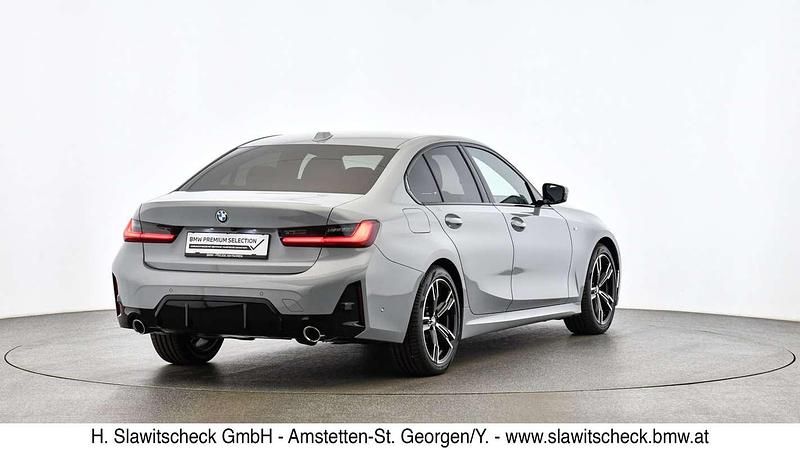 Gebraucht BMW 318 Efficient Dynamics 150 PS (110 kW) 2025 Grau Limousine