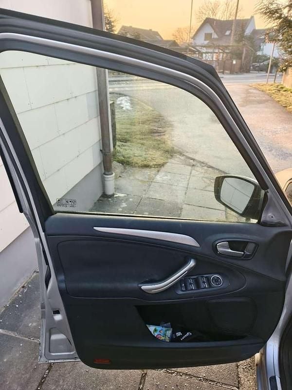 Gebraucht Ford Galaxy Business Edition 116 PS (85 kW) 2011 Van / Kleinbus