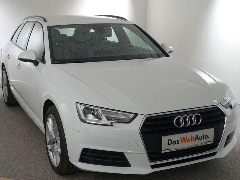 Weiß Gebraucht 2018 Audi A4 Basis Kombi | € 19.790 (Guter Preis) - Bild 1/4
