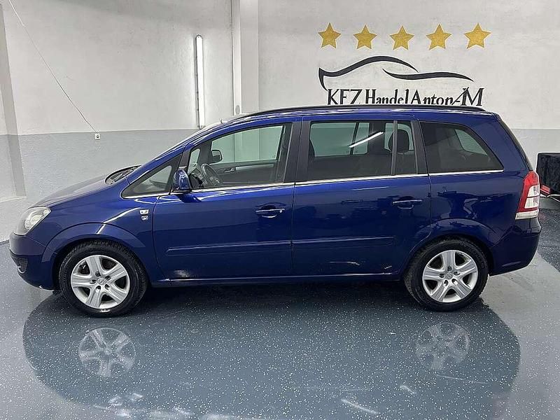 Gebraucht Opel Zafira 120 PS (88 kW) 2010 Blau Van / Kleinbus