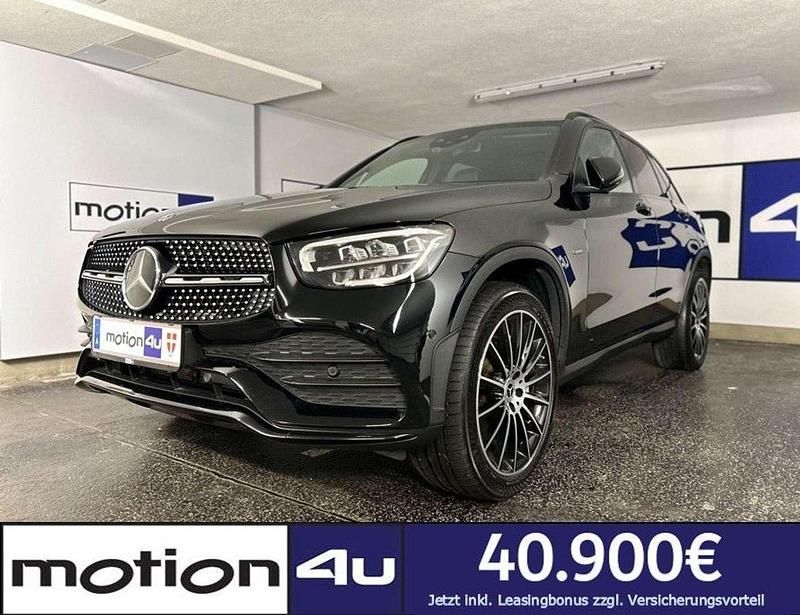 Schwarz Gebraucht 2021 Mercedes GLC300e AMG SUV | € 42.400 (Etwas zu teuer) - Bild 1/4
