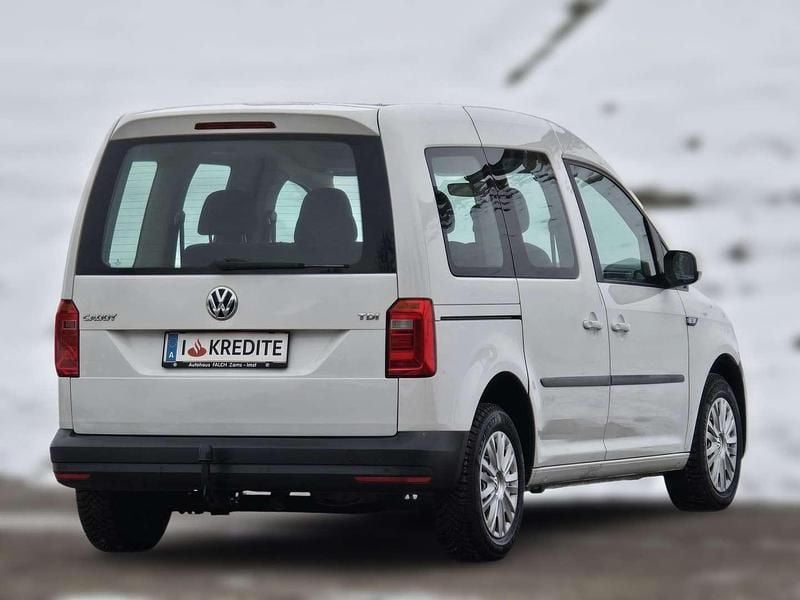 Gebraucht VW Caddy Trendline 102 PS (75 kW) 2016 Weiß Van / Kleinbus