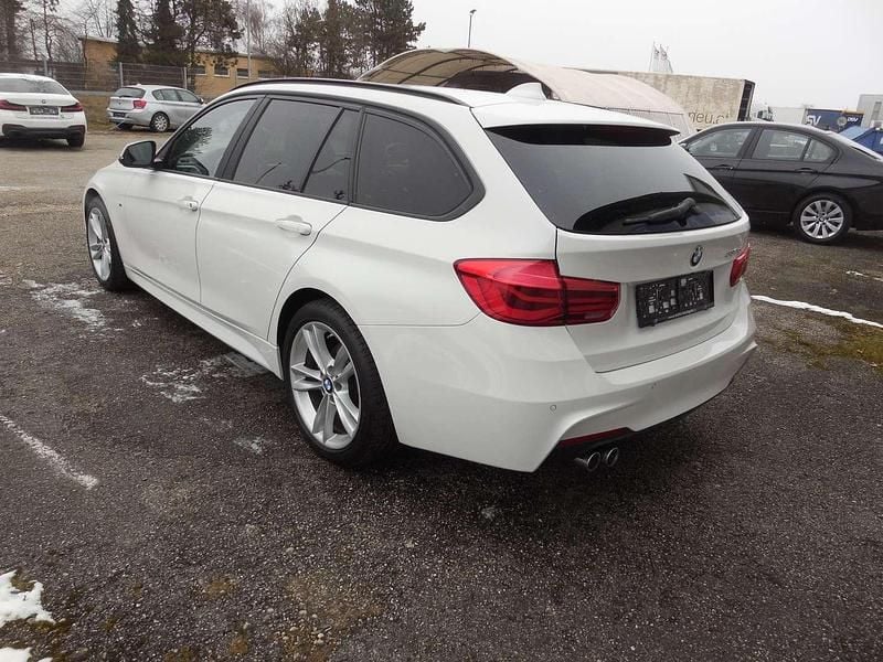 Gebraucht BMW 320 M Sport 190 PS (139 kW) 2018 Weiß Kombi