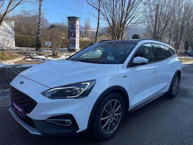 Gebraucht Ford Focus Active X 150 PS (110 kW) 2021 Weiß Kombi