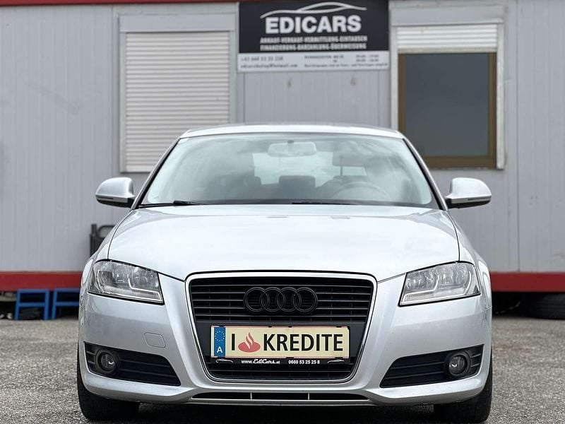 Gebraucht Audi A3 Attraction 90 PS (66 kW) 2010 Grau Kleinwagen
