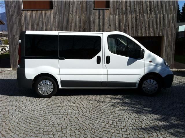 Opel Vivaro Combi L1h1 2 0 Cdti 7t 1 4 Gebraucht Opel Vivaro Combi L1h1 2 0 Cdti 7t