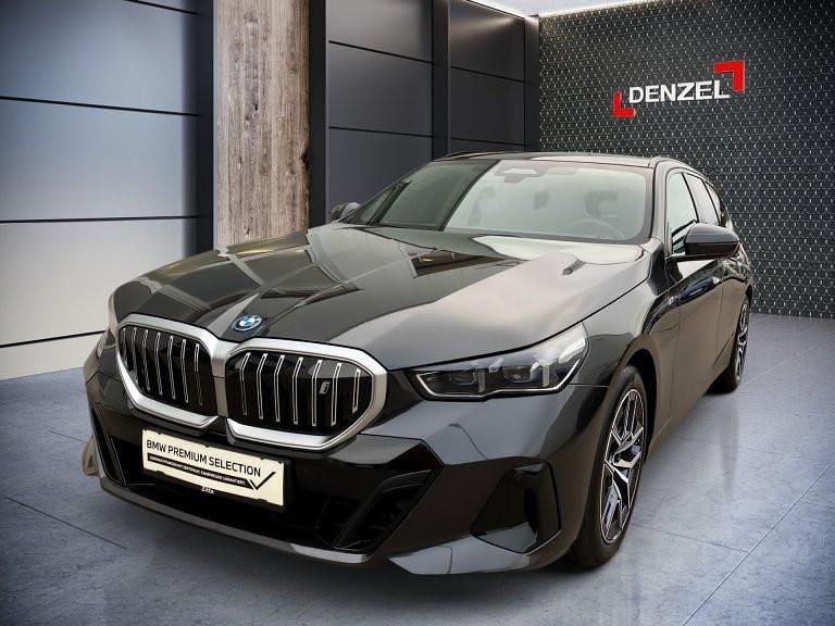 Gebraucht BMW i5 Comfort Edition 250 kW (340 PS) 2025 Grau Kombi