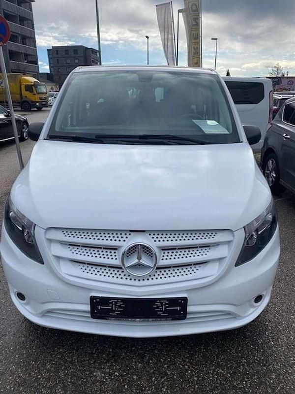 Weiß Gebraucht 2020 Mercedes Vito Van | € 34.000 (Guter Preis) - Bild 1/2