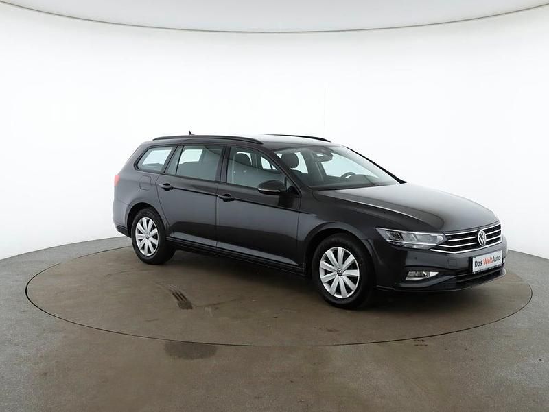 Gebraucht VW Passat 150 PS (110 kW) 2021 Dunkelgrau  metallic Kombi