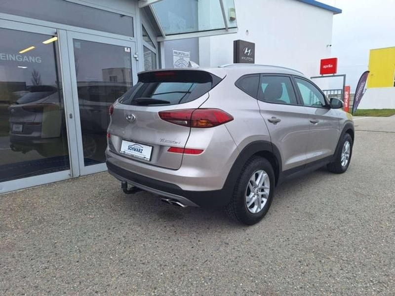 Gebraucht Hyundai Tucson 136 PS (100 kW) 2020 Weiß SUV