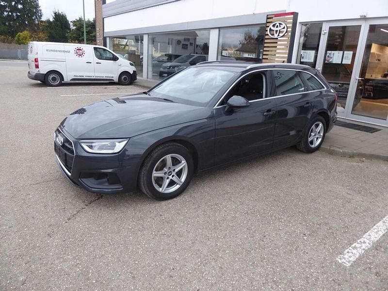 Gebraucht Audi A4 163 PS (119 kW) 2021 Grau Kombi