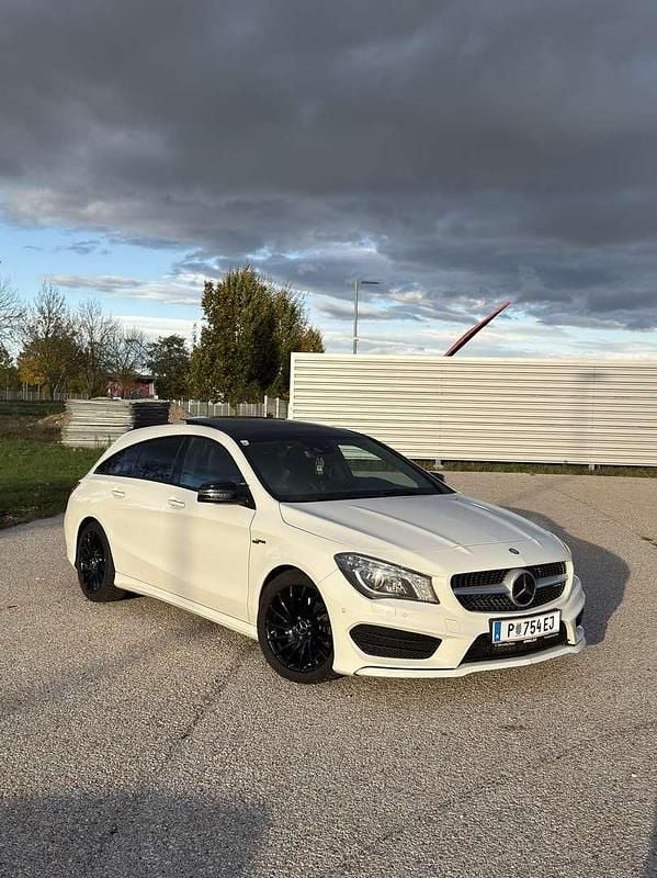 Gebraucht Mercedes CLA220 Shooting Brake AMG line 177 PS (130 kW) 2015 Weiß Kombi