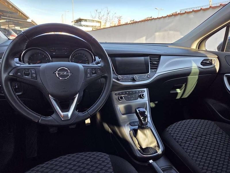 Gebraucht Opel Astra 105 PS (77 kW) 2017 Schwarz Kleinwagen