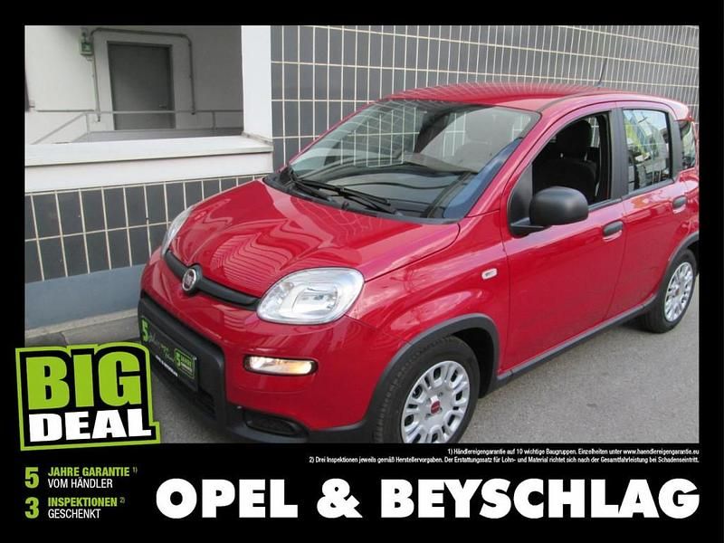 Rot Gebraucht 2024 Fiat Panda Kleinwagen | € 13.580 (Fairer Preis) - Bild 1/4