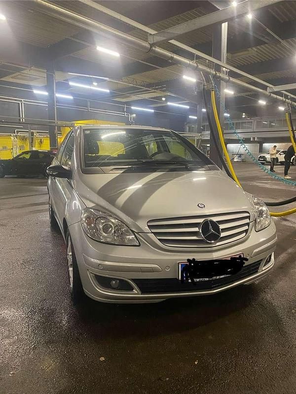 Gebraucht Mercedes B180 Edition 109 PS (80 kW) 2006 Van / Kleinbus