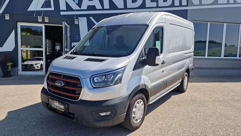 Gebraucht Ford Transit Trend 170 PS (125 kW) 2021 Silber Van