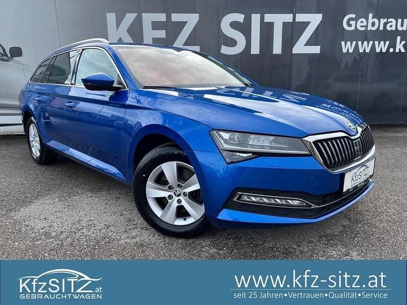 Gebraucht Skoda Superb Style 150 PS (110 kW) 2022 Blau Kombi