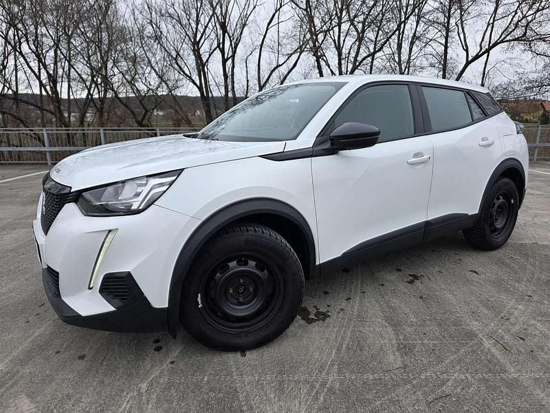 Gebraucht Peugeot 2008 S 131 PS (96 kW) 2022 Weiß SUV