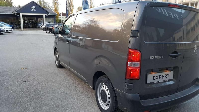 Gebraucht Peugeot Expert Premium 120 PS (88 kW) 2023 Grau Van