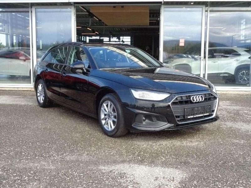 Gebraucht Audi A4 163 PS (119 kW) 2023 Schwarz Kombi