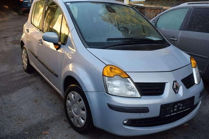 Gebraucht Renault Modus Dynamique 82 PS (60 kW) 2005 Grau Van / Kleinbus