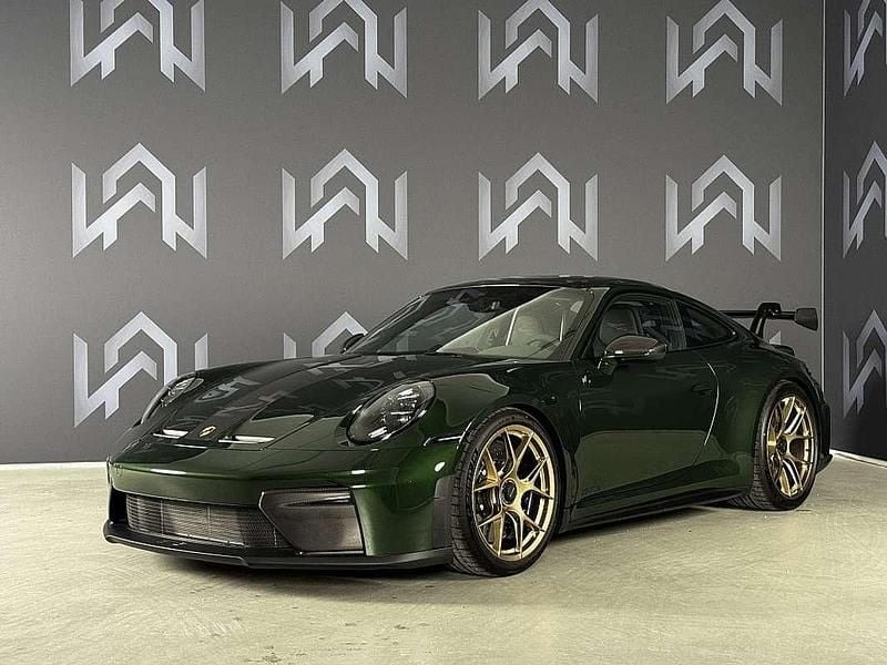 Neu Porsche 992 510 PS (375 kW) 2025 Grün Limousine