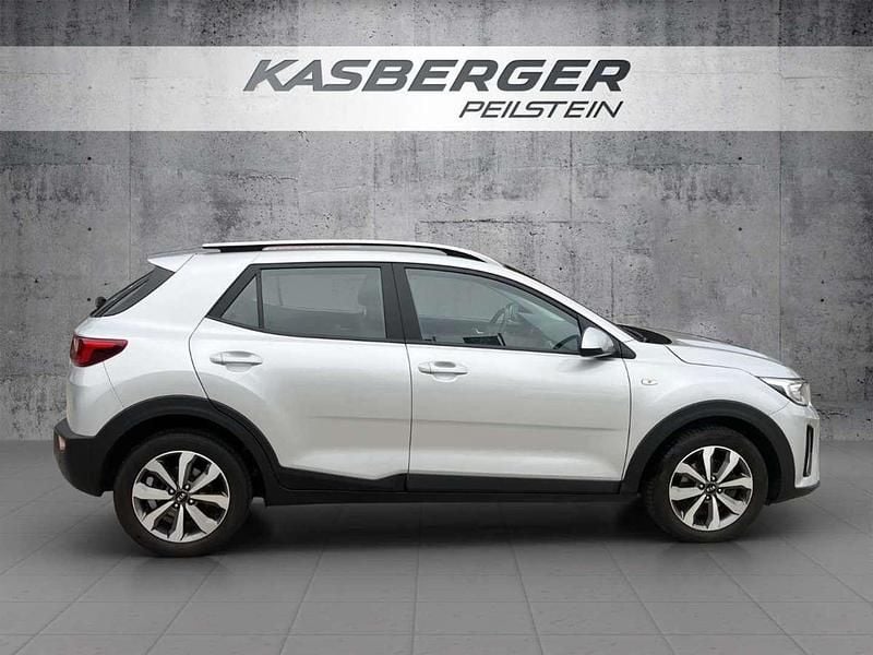 Gebraucht Kia Stonic Silver 101 PS (74 kW) 2021 Grau SUV