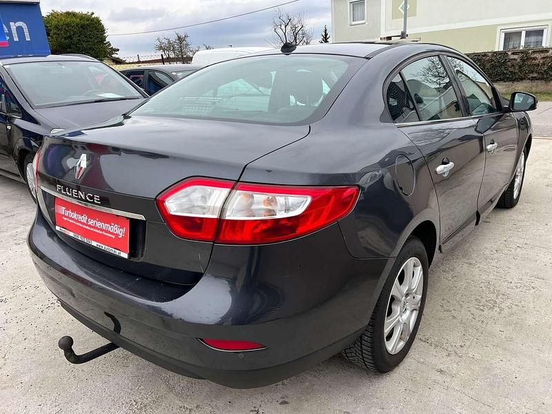 Gebraucht Renault Fluence Expression 110 PS (80 kW) 2010 Grau Limousine