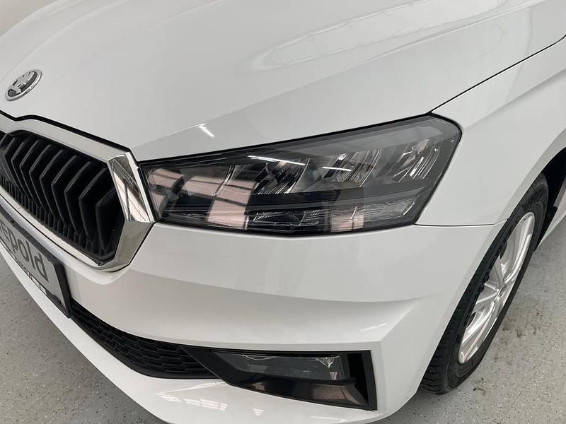 Gebraucht Skoda Fabia Ambition 80 PS (58 kW) 2022 Weiss  metallic Kleinwagen