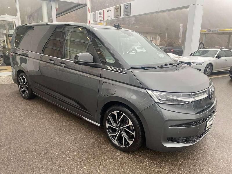 Gebraucht VW Multivan Edition 218 PS (160 kW) 2024 Grau Van