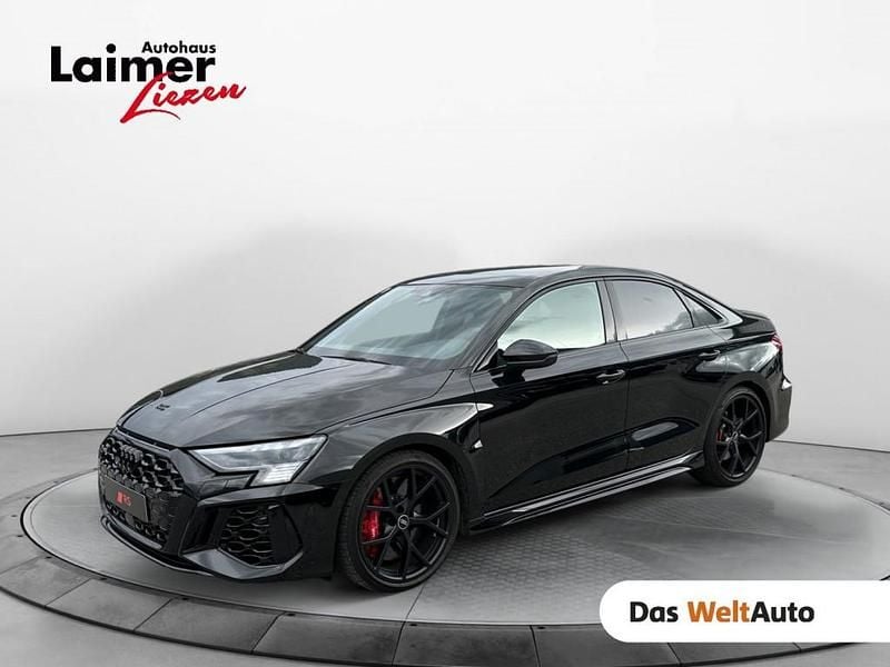 Gebraucht Audi RS3 400 PS (294 kW) 2024 Schwarz  metallicperleffektno Limousine