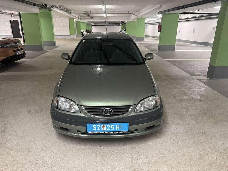 Gebraucht Toyota Avensis Sol 150 PS (110 kW) 2001 Limousine