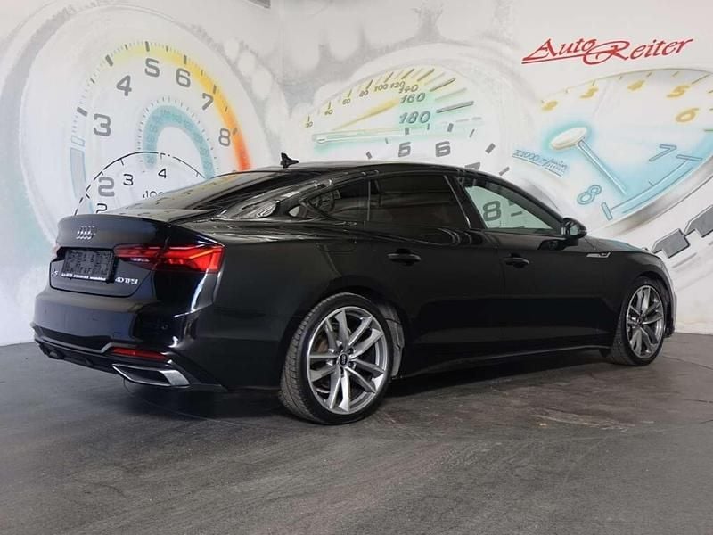 Gebraucht Audi A5 Sportback S-Line 204 PS (150 kW) 2023 Daytonagrau metallic Kleinwagen