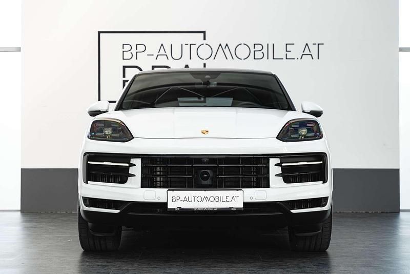 Gebraucht Porsche Cayenne Coupe 470 PS (345 kW) 2024 Weiß Coupé